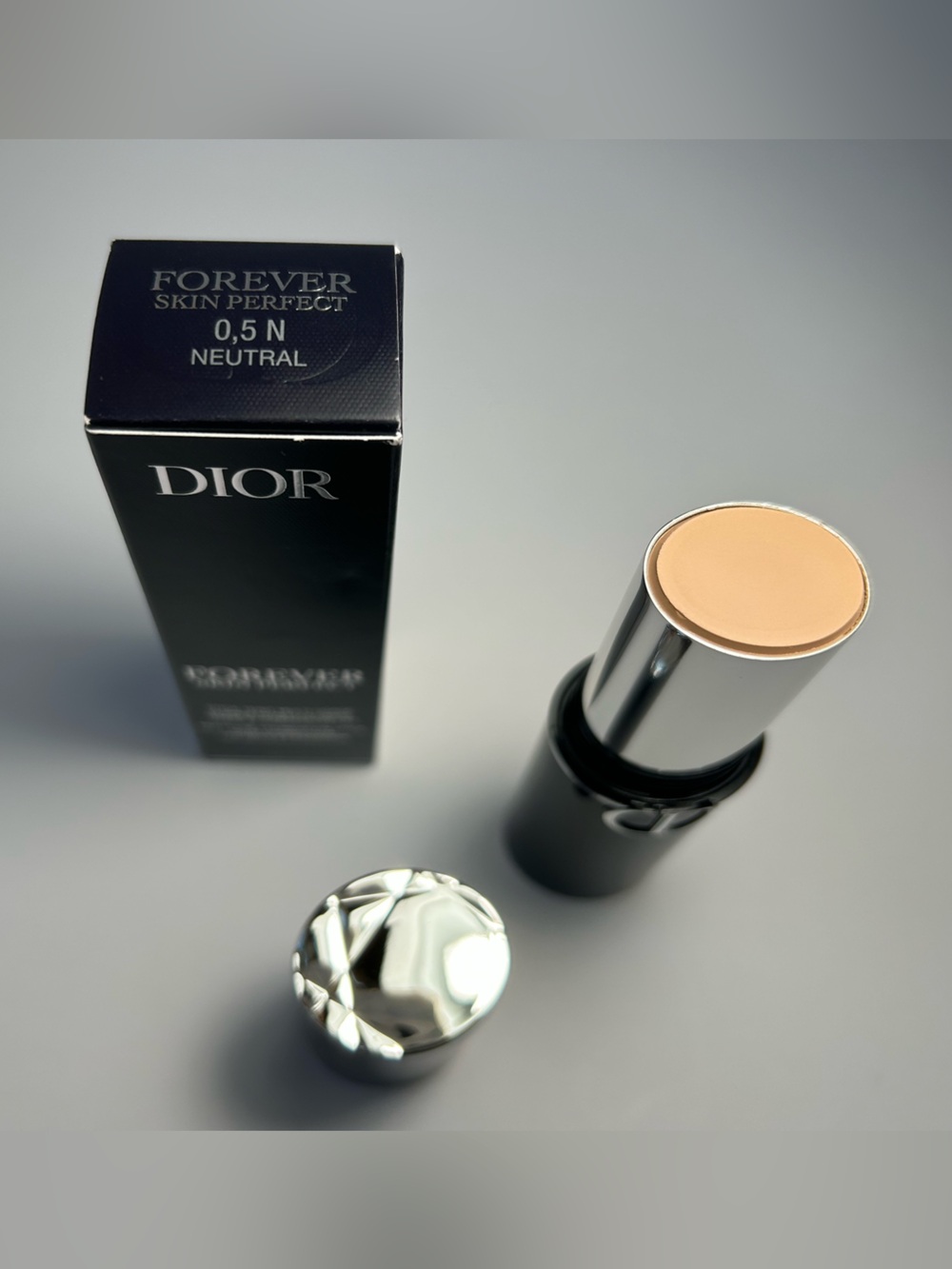 NWT🌷(0.5N) Dior Forever Skin Perfect Forever Skin Multi-Use Foundation Stick